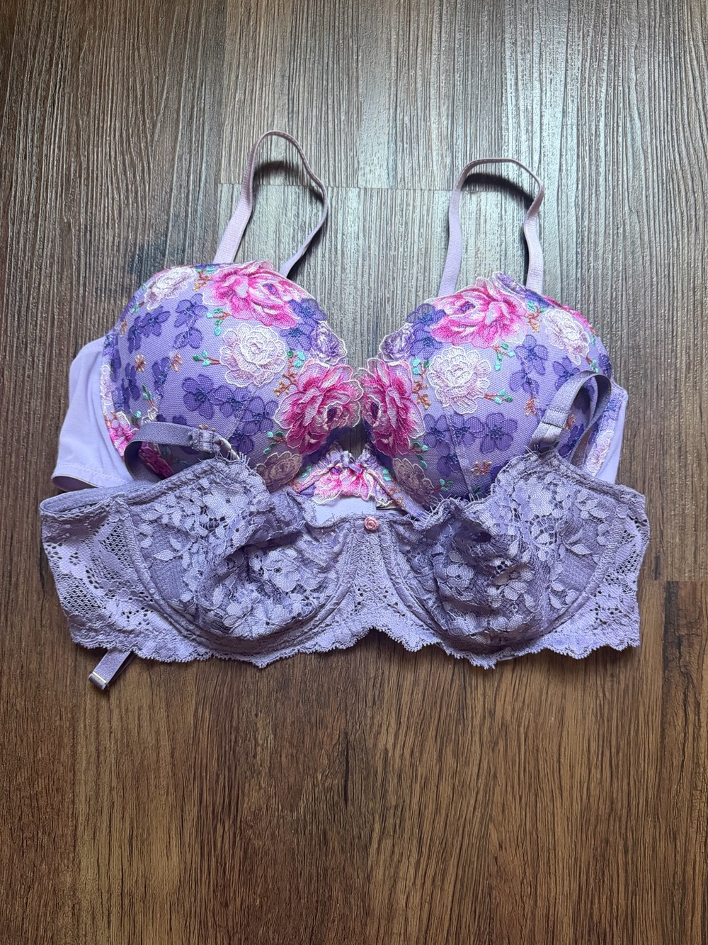 Victoria's Secret (2) Lavender Floral Set of Push-up Lace & Embroidered Bras